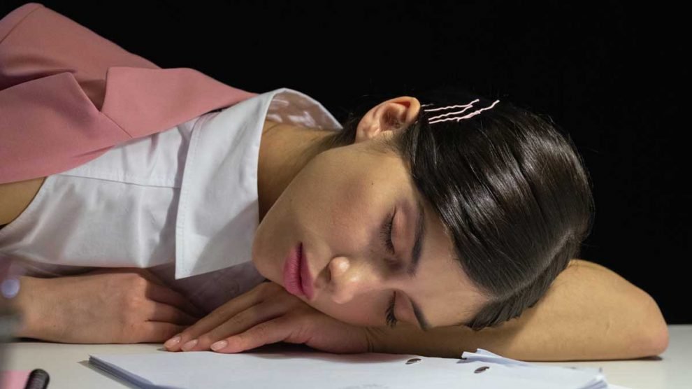 Dreadful Reality of a Full-time Office Job