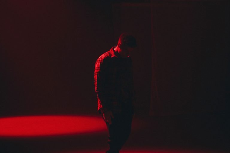 overcome negative thought patterns in 3 steps • Submit Your Article •